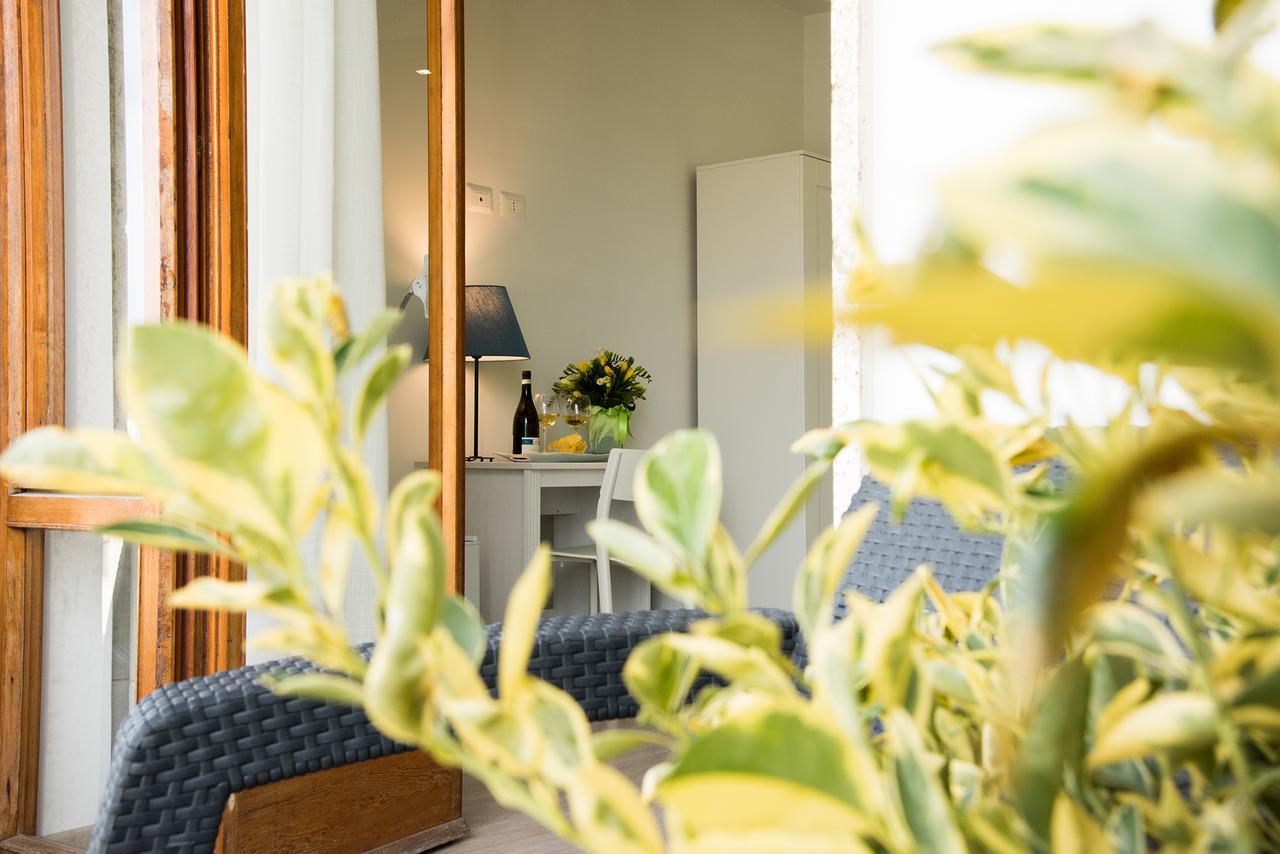 La Reginella Apartment Сорренто Экстерьер фото